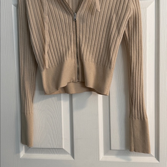 AE Ribbed Zip-Up Sweater - Picture 2 of 3